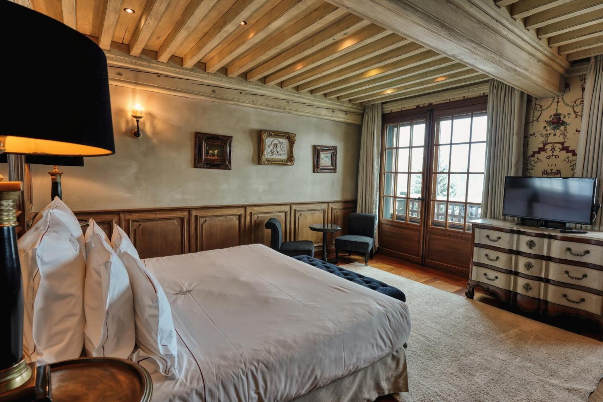 Le Saint Joseph Hotel Courchevel Exterior photo