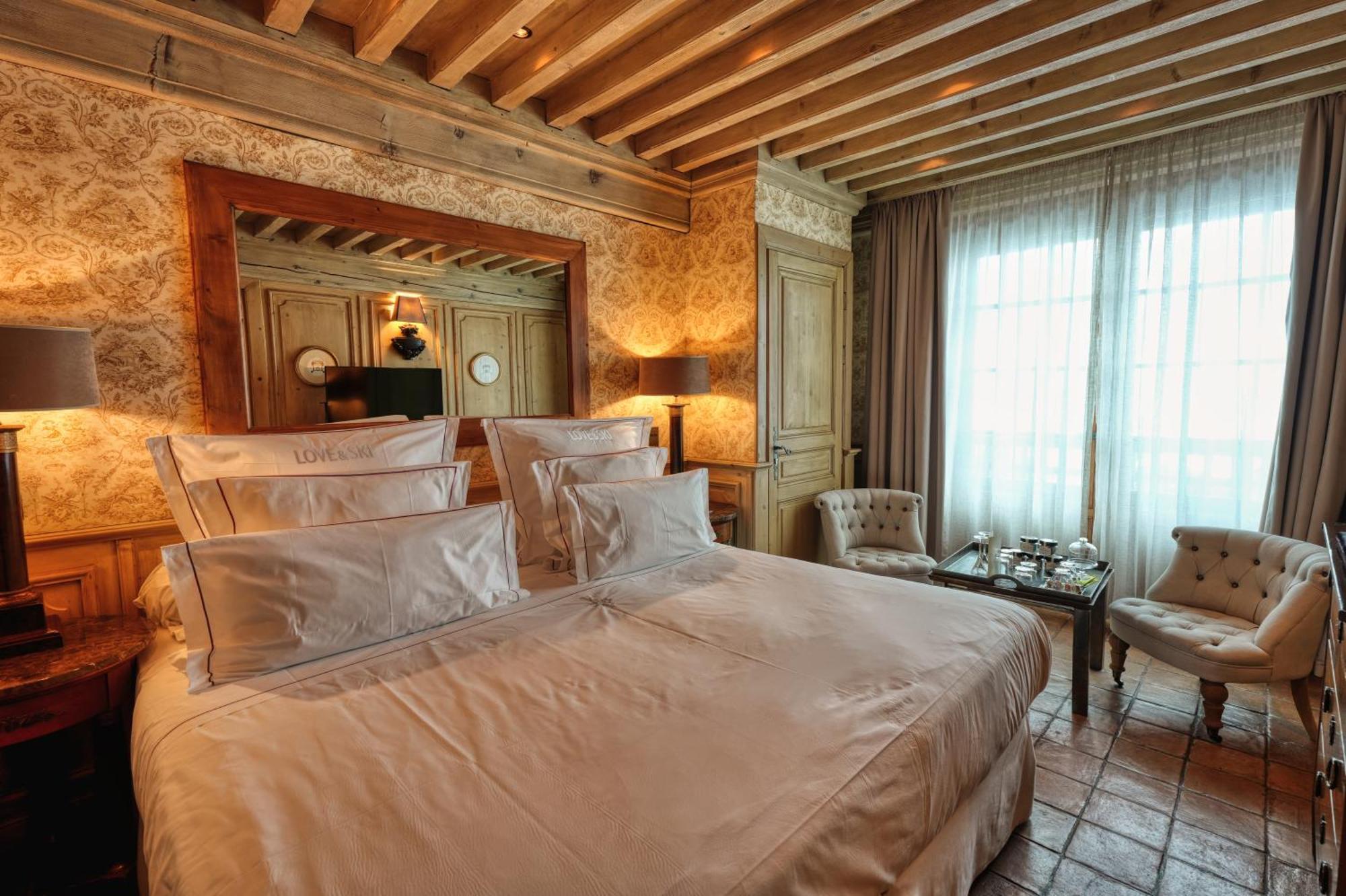 Le Saint Joseph Hotel Courchevel Exterior photo