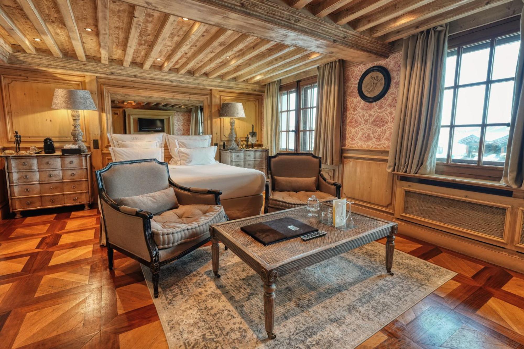 Le Saint Joseph Hotel Courchevel Exterior photo